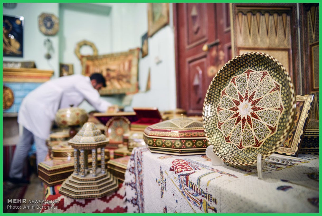 بازار خاتم شیراز نفس های آخر را می کشد؛ هنری محروم از بازارهای خارجی